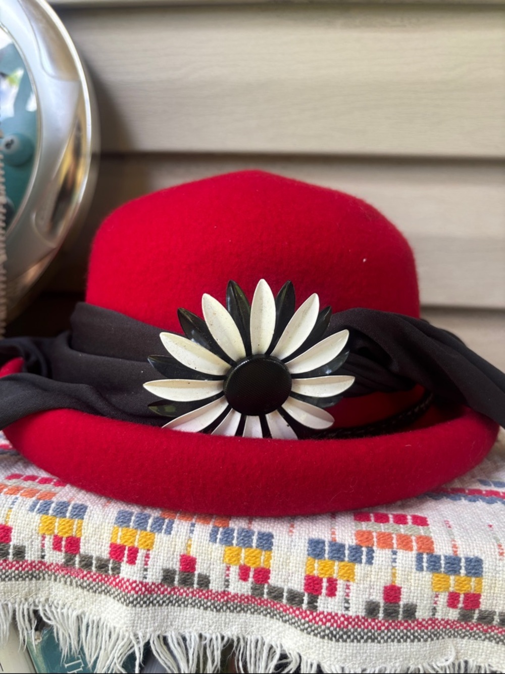 Adult Vintage Wool Jaclyn smith Cloche Hat with Black Scarf and Daisy Brooch